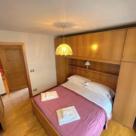 Clelia Apartment *
