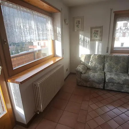 Clelia Apartment *