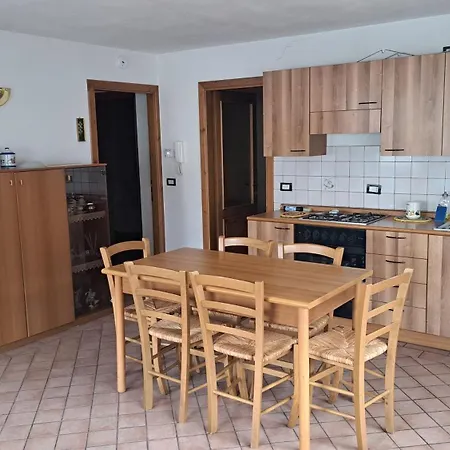 Clelia Apartment *