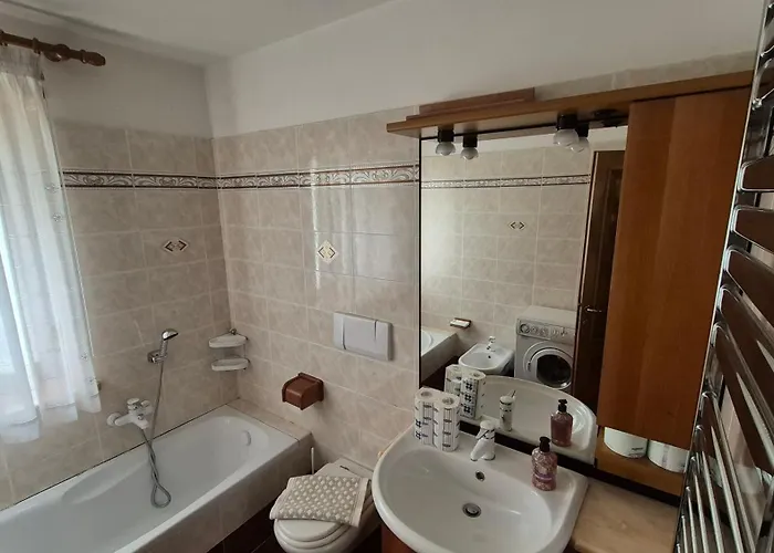 Clelia Apartament *